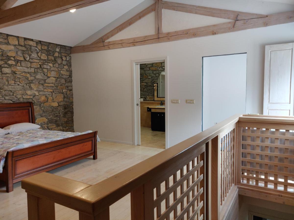 Small House In Vipava Valley Exterior foto