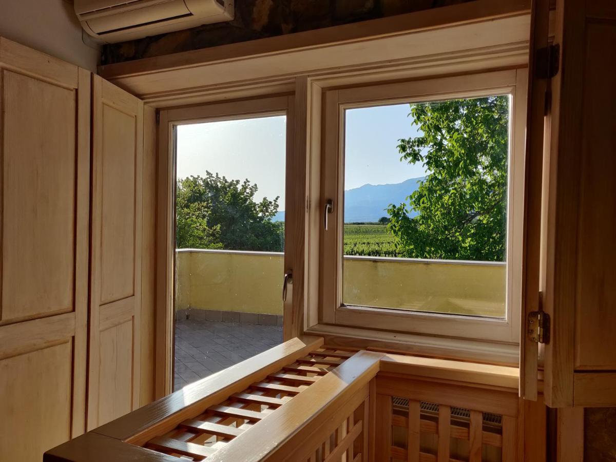 Small House In Vipava Valley Exterior foto